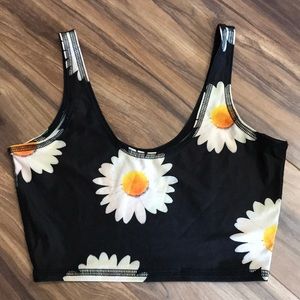 Teeki daisy yoga top